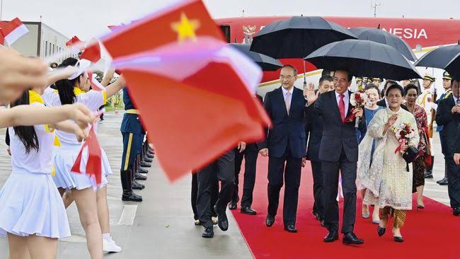 Jokowi Ajak China Investasi di IKN