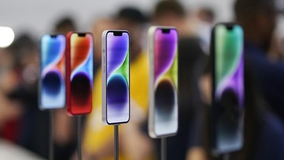 Apple Kehilangan Rp3.000T! China Larang PNS Pakai Iphone