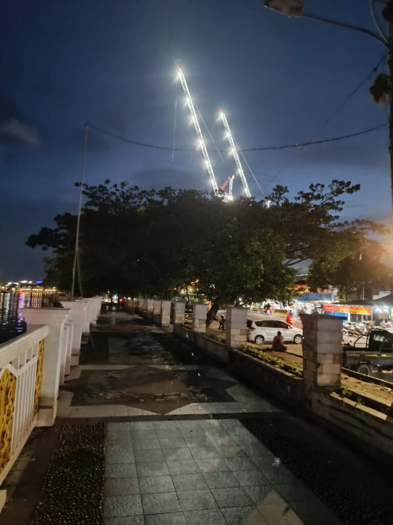 Siring Gelap, Minuman Keras dan Ngelem Marak