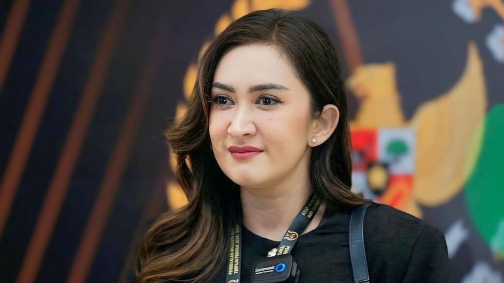 Daftar 25 Artis Dilantik Jadi Anggota DPR/DPD: Nafa Urbach hingga Komeng