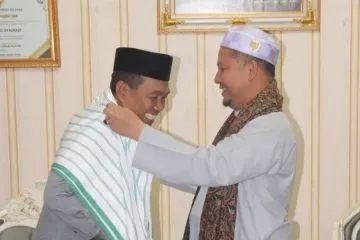 Bupati HSS Udin Ansyar Silaturrahmi ke Guru Syairazi