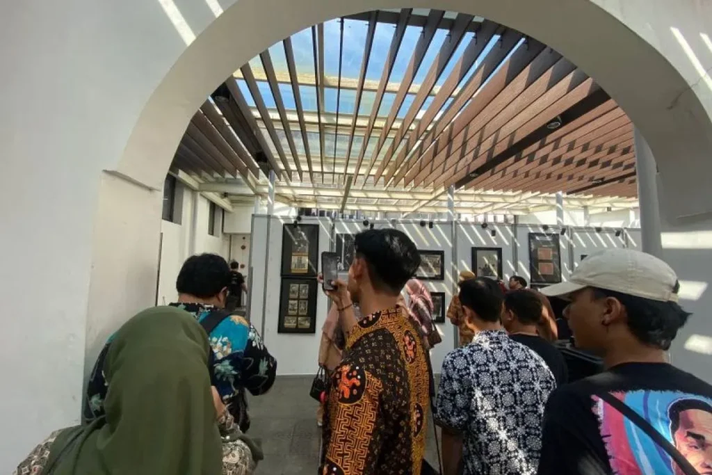 Seratusan Lukisan Bung Karno Dipamerkan di Semarang