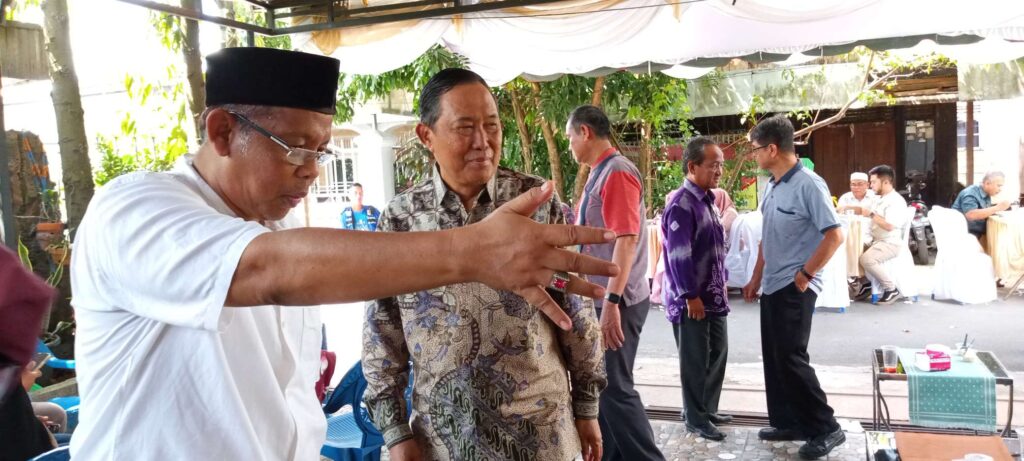 Selamatan Aqiqah dan Milad Cucu Sukhrowardi Dihadiri  Banyak Teman Lama