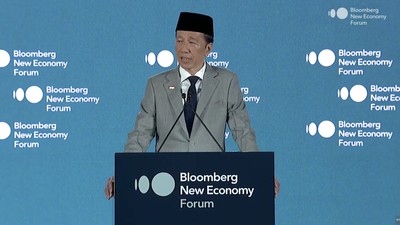 Jokowi Pidato di Bloomberg New Economy Forum Pakai Bahasa Inggris