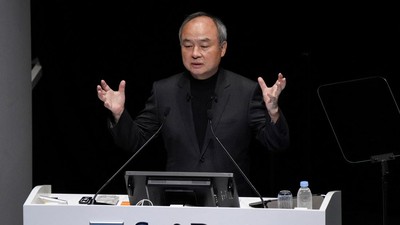 Bos Softbank: AI Bisa Bikin Manusia Seperti Ikan