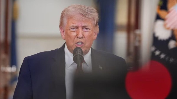 AS Hancurkan Kapal Iran di Selat Hormuz, Trump Ancam Serang Lebih Brutal