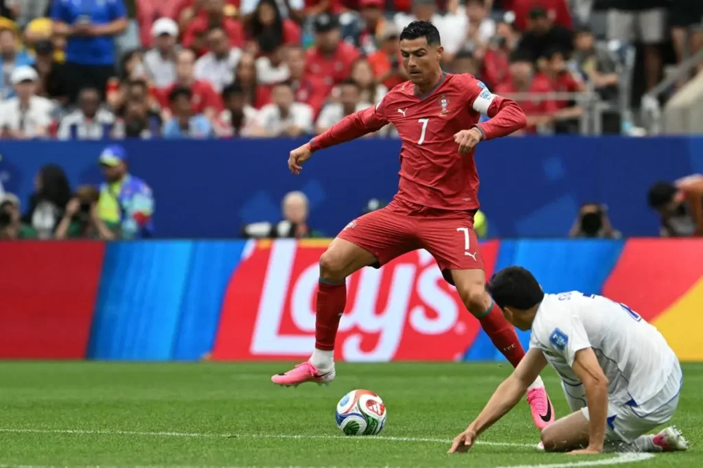 Portugal vs Spanyol: Membakar Bara La Raya di 16 Besar